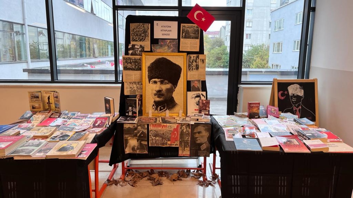 Atatürk Kitapları Sergisi